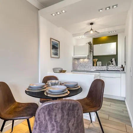 Stay&go Des Monts - Centre-ville - Parking Prive - 20 Min Du 公寓 艾克斯莱班